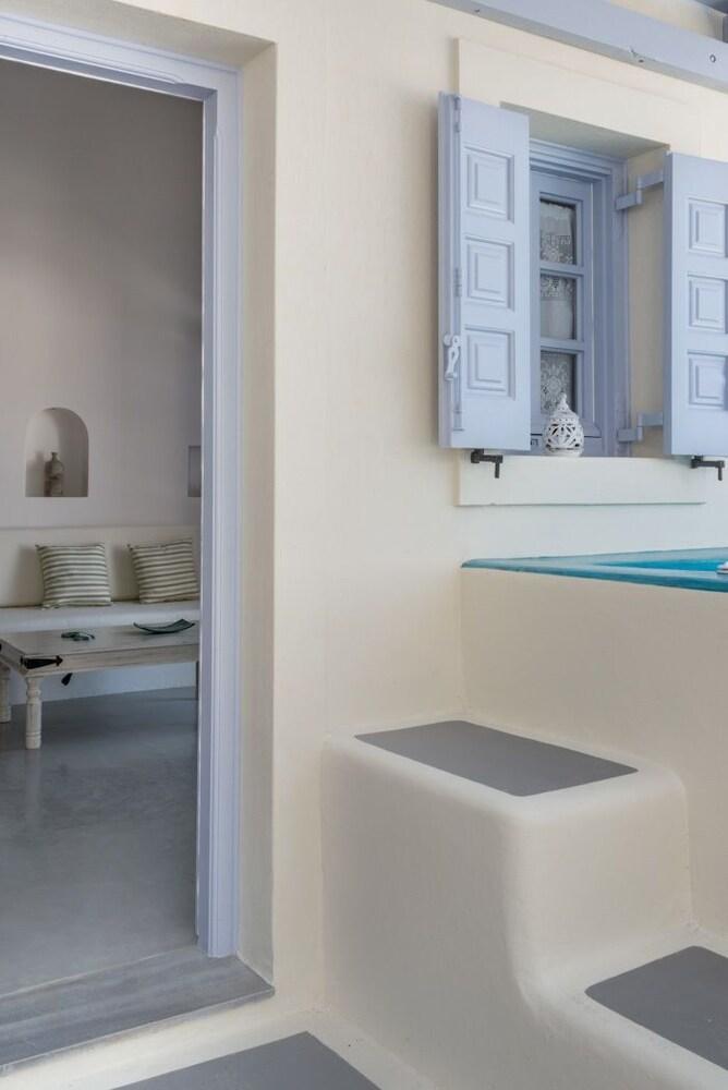 Black Diamond Suites (Adults Only) Akrotírion Екстериор снимка