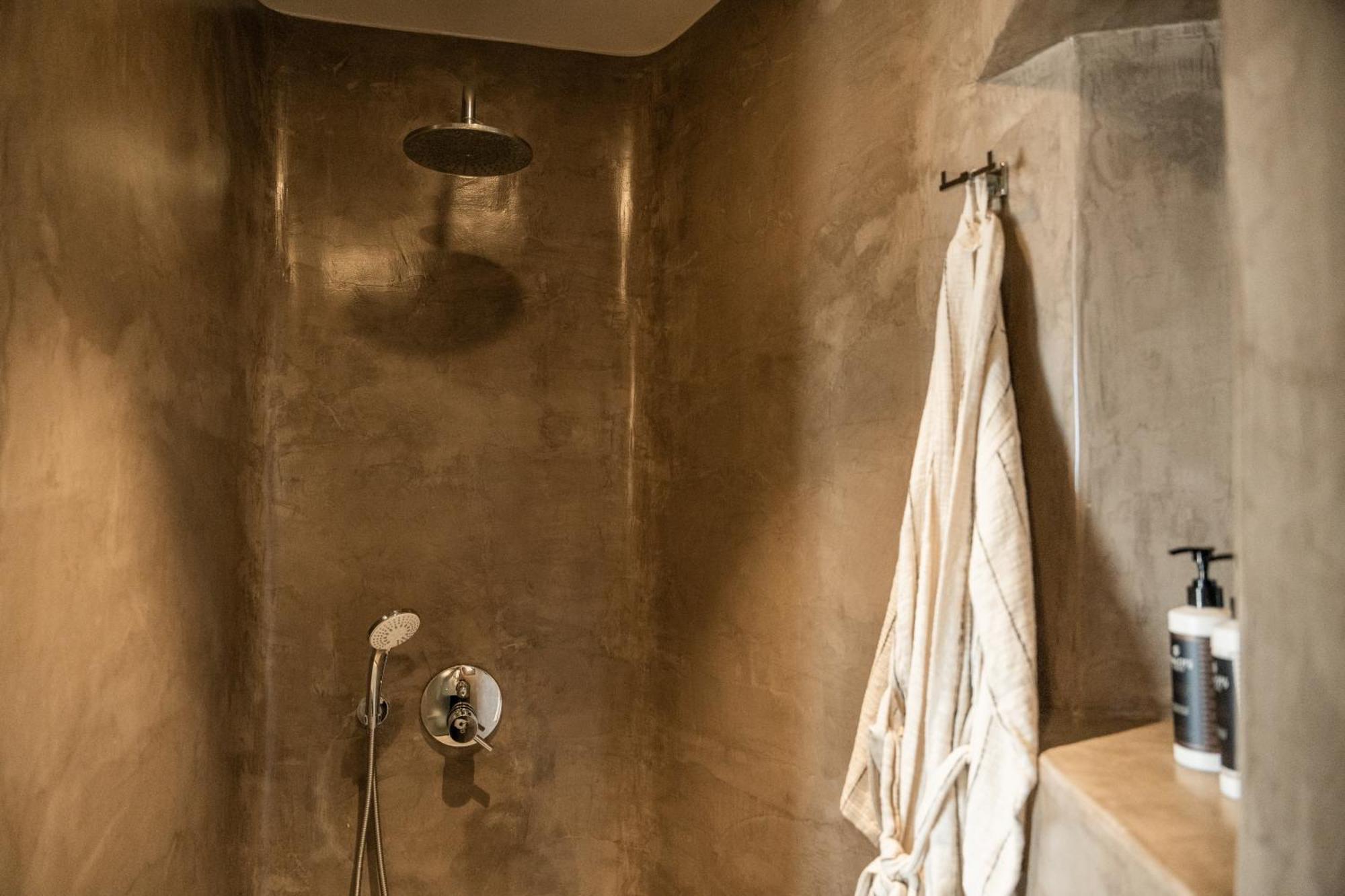 Black Diamond Suites (Adults Only) Akrotírion Екстериор снимка