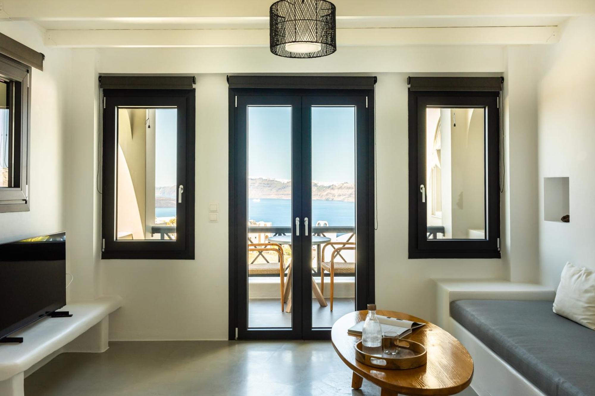 Black Diamond Suites (Adults Only) Akrotírion Екстериор снимка